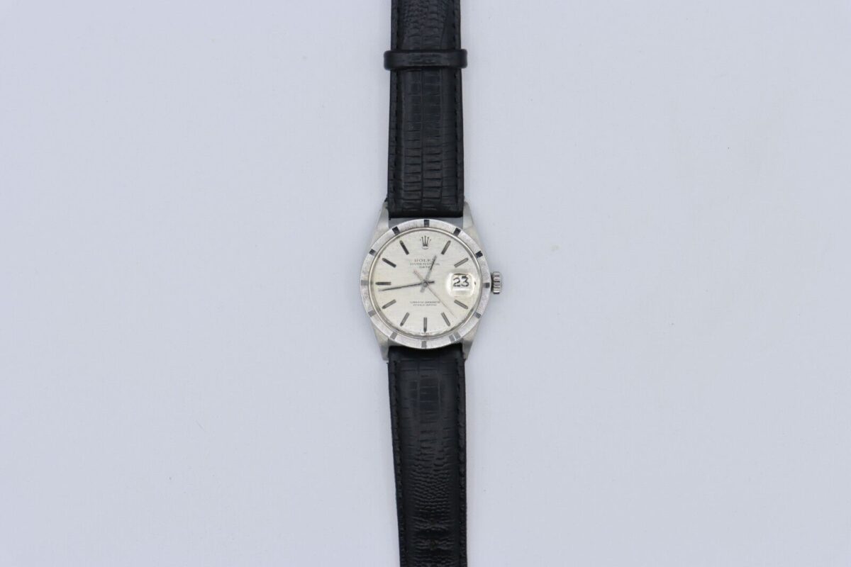 Rolex Date 1501 Silver Linen Dial 34mm Engine Turned Bezel Leather Strap - Image 3