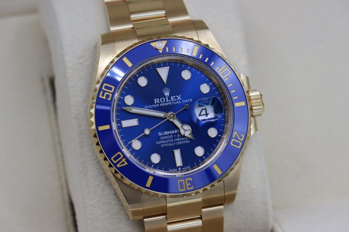 Rolex Submariner 126618LB Blue Dial & Bezel 18K Oyster Band Box & Papers 2023 - Image 11