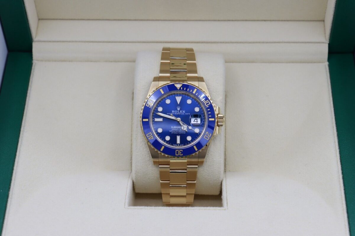 Rolex Submariner 126618LB Blue Dial & Bezel 18K Oyster Band Box & Papers 2023 - Image 10