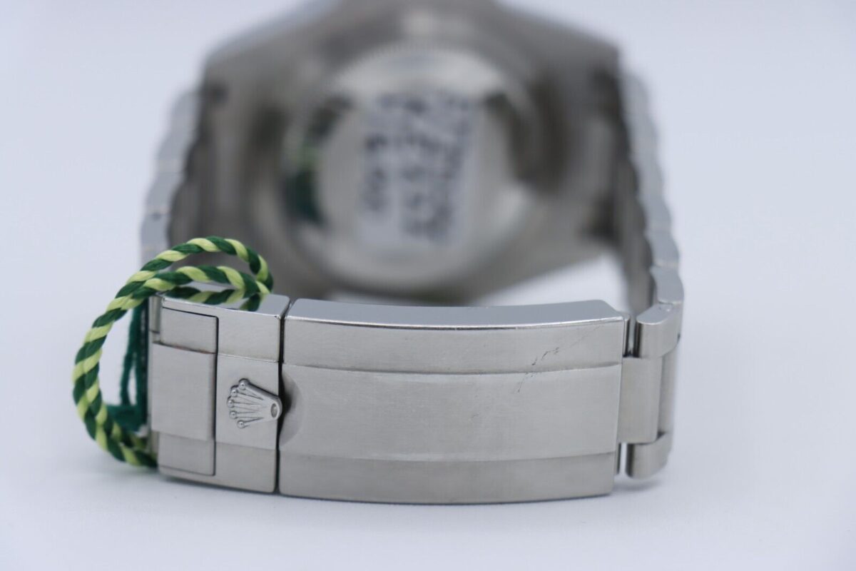 Rolex Submariner 126610LV Starbucks Green Bezel Black Dial Box & Paper Year 2023 - Image 7