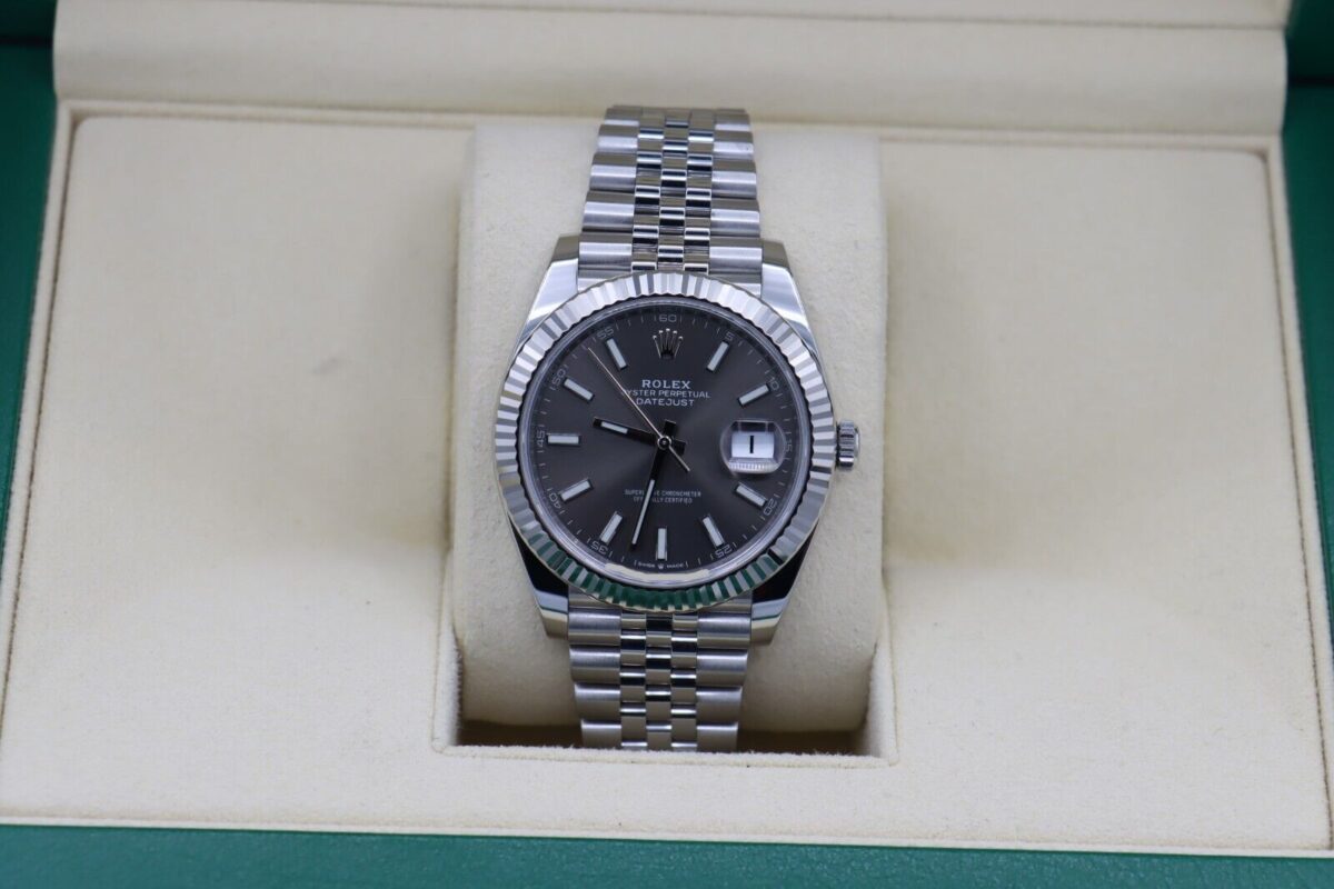 Rolex Datejust 41 126334 Rhodium Index Dial Jubilee Band Box & Papers Year 2019 - Image 9