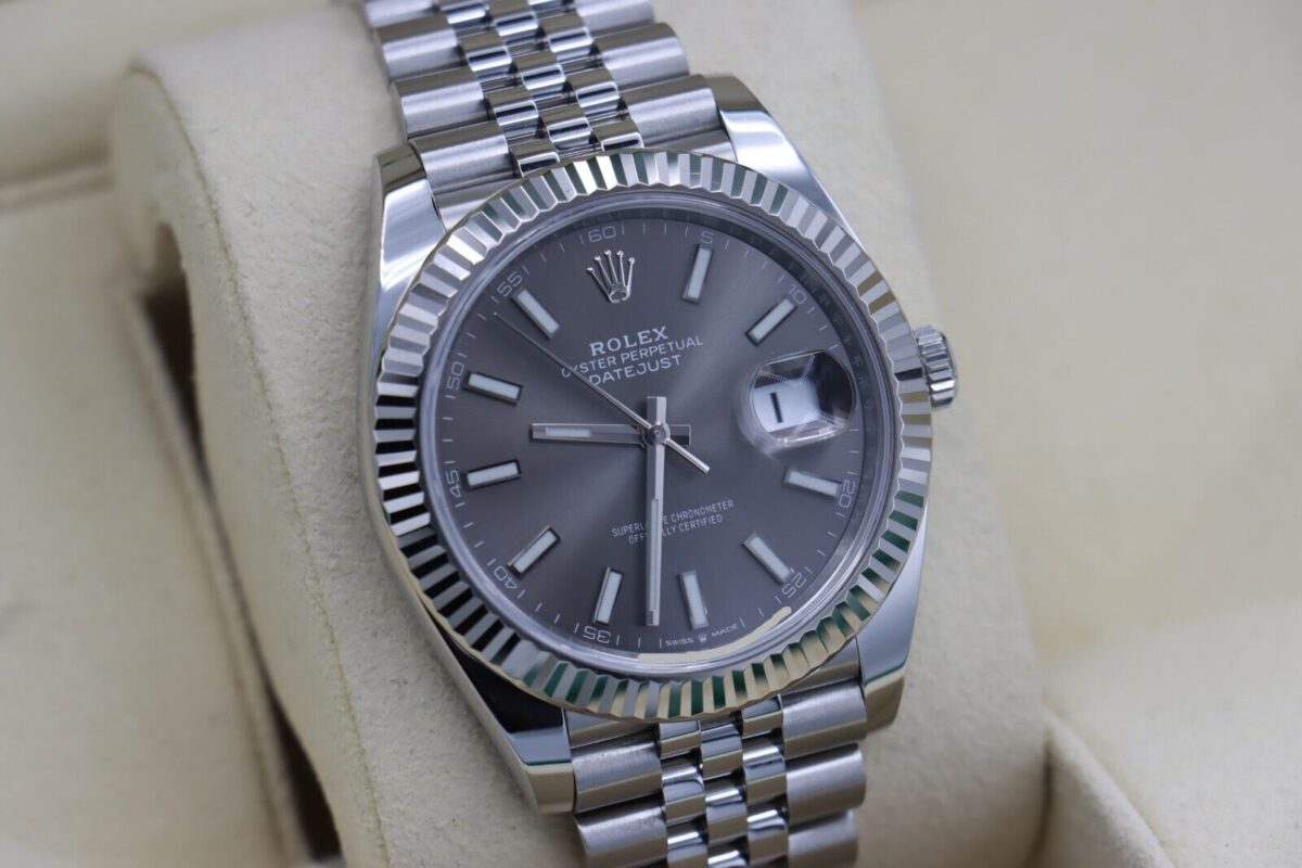 Rolex Datejust 41 126334 Rhodium Index Dial Jubilee Band Box & Papers Year 2019 - Image 10