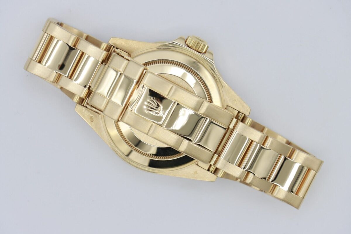 Rolex Submariner 16618 Blue Sunburst Dial & Bezel 18K Oyster Pin Band Circa 1989 - Image 4