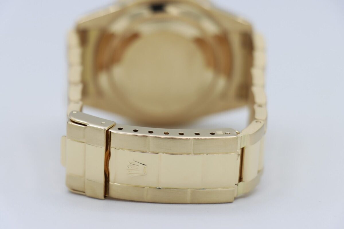 Rolex Submariner 16618 Blue Sunburst Dial & Bezel 18K Oyster Pin Band Circa 1989 - Image 7