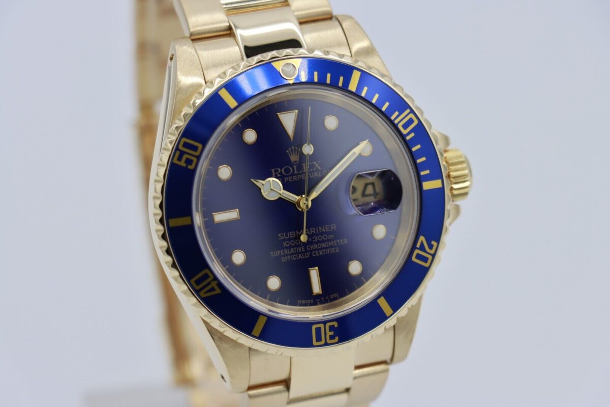 Rolex Submariner 16618 Blue Sunburst Dial & Bezel 18K Oyster Pin Band Circa 1989 - Image 9