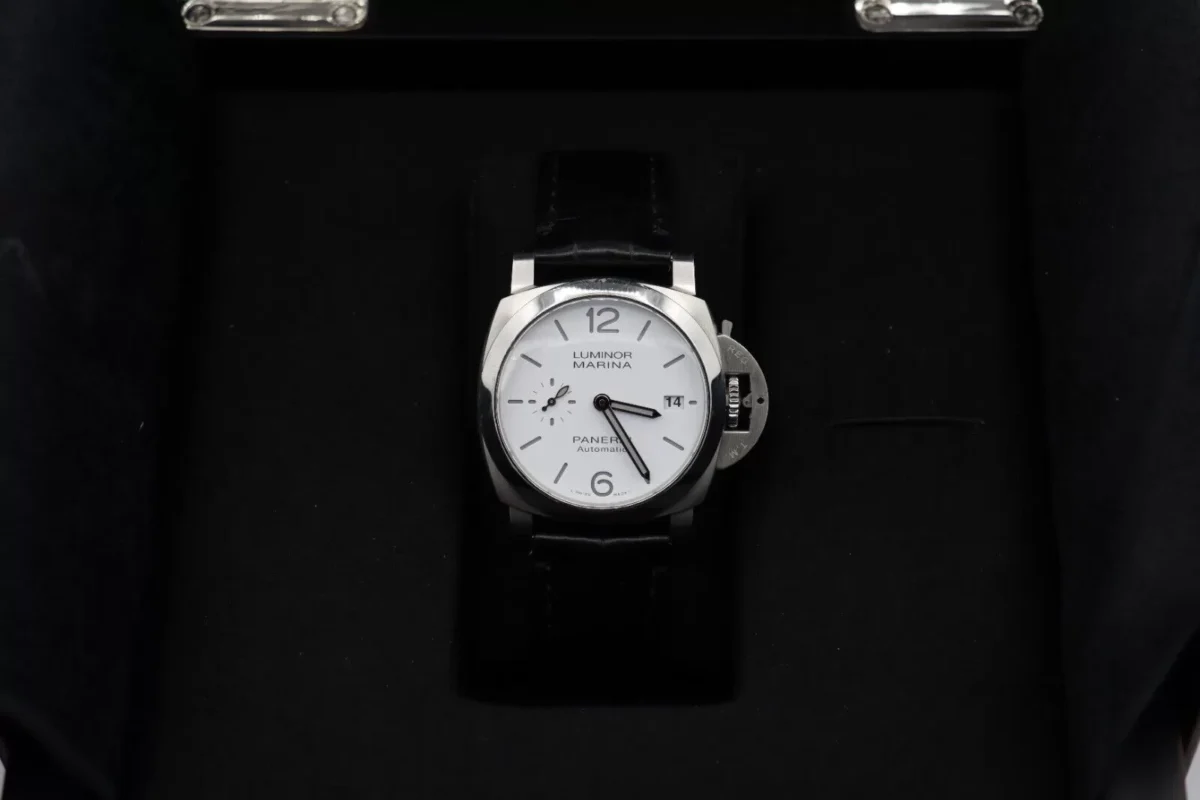 Panerai Luminor Marina Quaranta PAM01271 White Dial 40mm Box & Papers Year 2024 - Image 6