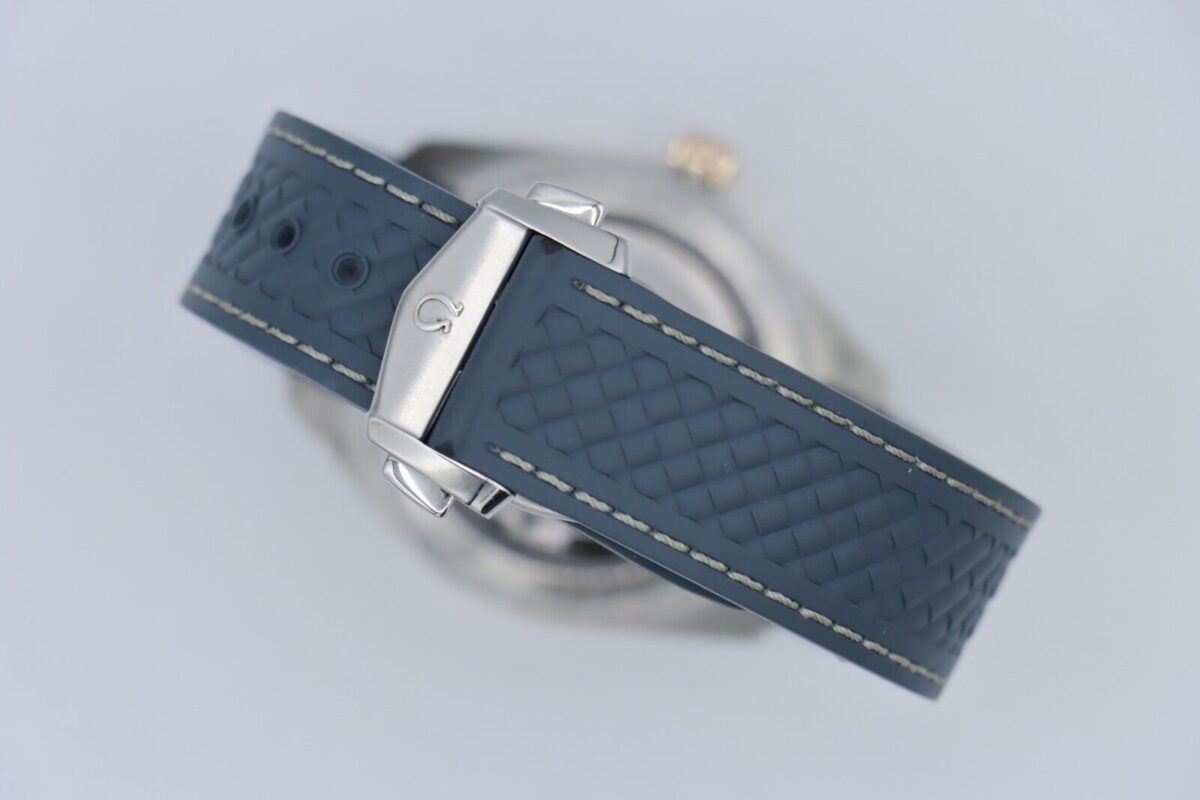 Omega Seamaster Aqua Terra 150m 220.22.41.21.03.001 Blue Dial Rubber Strap - Image 4