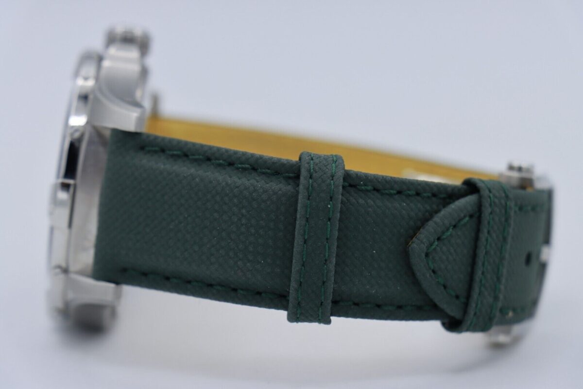 Breitling Avenger 42 A17328 Green Dial Leather Strap Box & Papers Year 2024 - Image 6