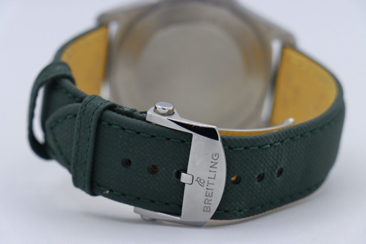 Breitling Avenger 42 A17328 Green Dial Leather Strap Box & Papers Year 2024 - Image 7