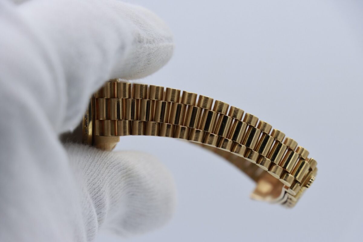 Rolex Datejust 69178 Silver Stick Dial President 18K Diamond Bezel Circa 1995 - Image 9