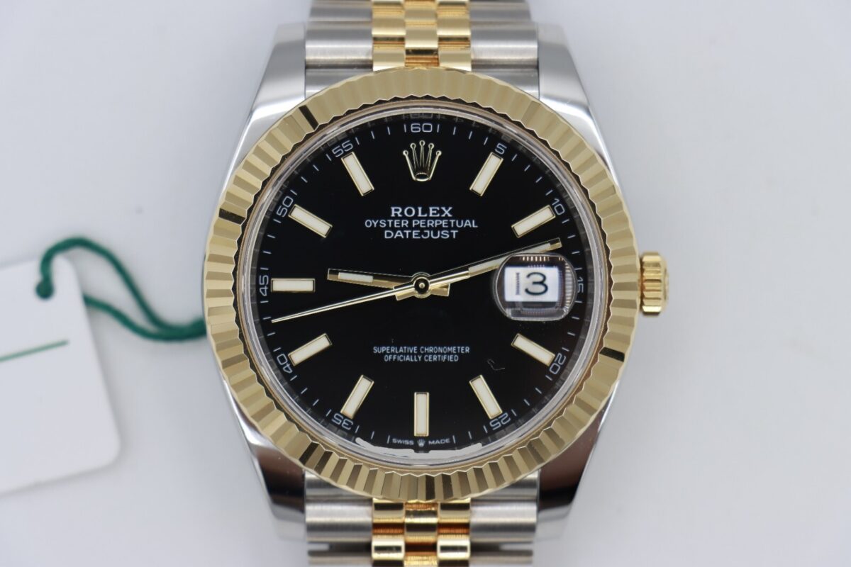 Rolex Datejust 41 126333 Black Index Dial Jubilee Band Box & Papers Year 2021