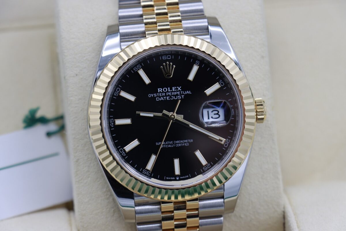 Rolex Datejust 41 126333 Black Index Dial Jubilee Band Box & Papers Year 2021 - Image 11