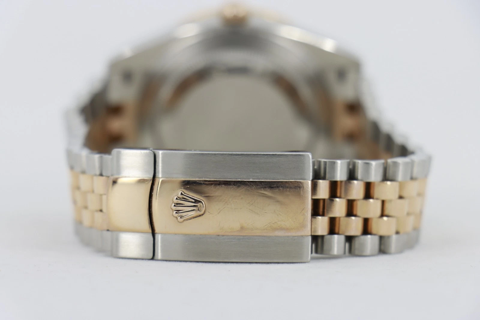 Rolex Datejust 41 126331 Red Pave Diamond Roman Dial Rainbow Bezel Jubilee Band - Image 6