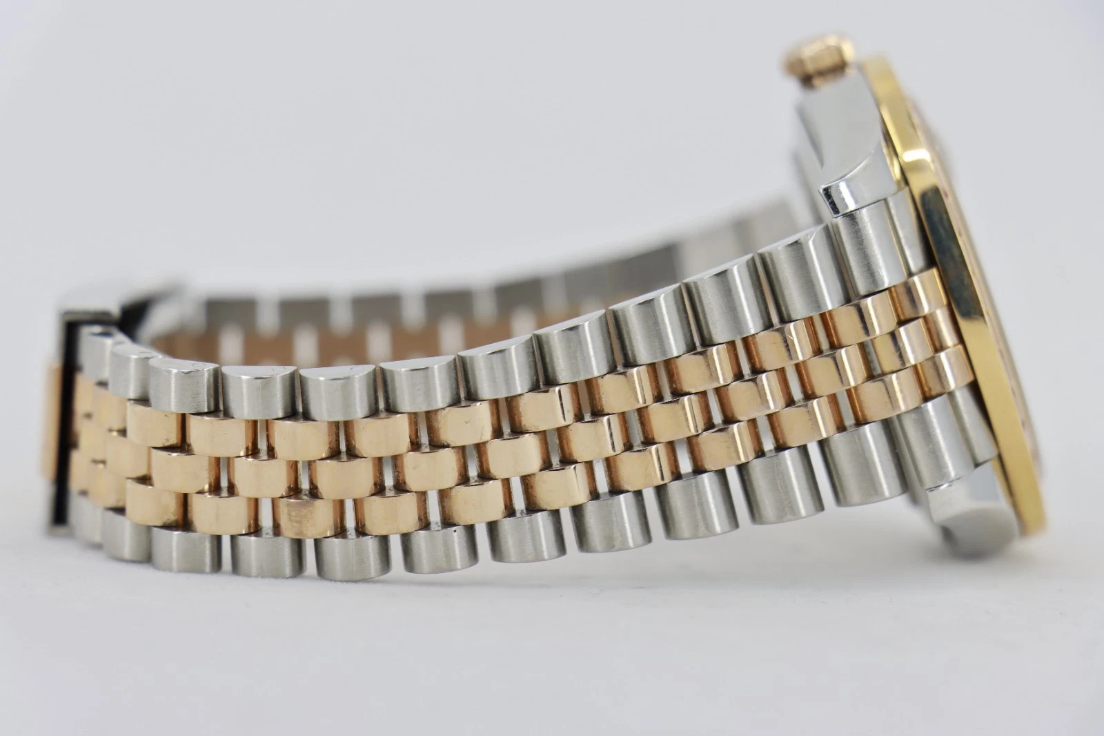 Rolex Datejust 41 126331 Red Pave Diamond Roman Dial Rainbow Bezel Jubilee Band - Image 7