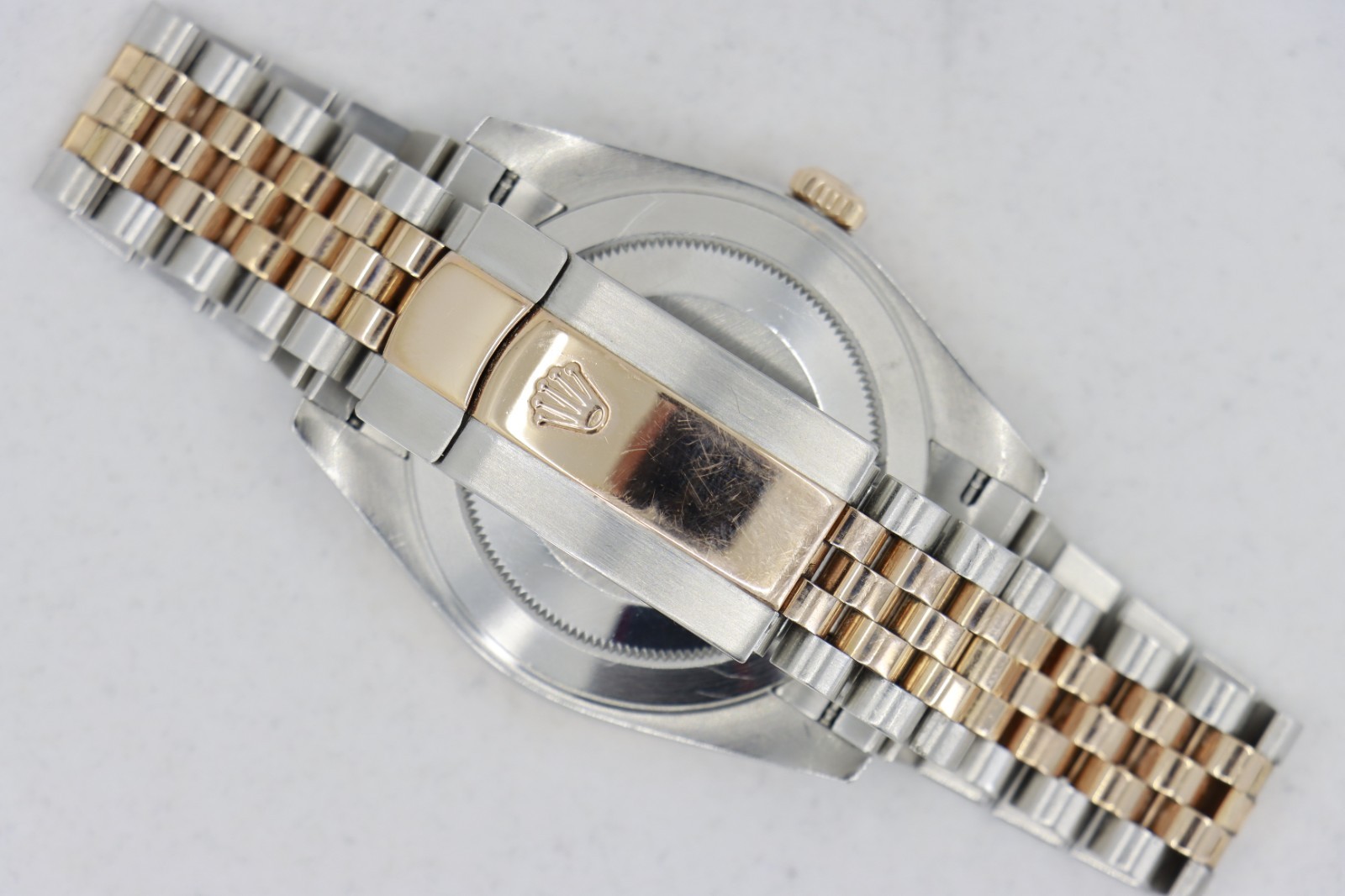 Rolex Datejust 41 126331 Red Pave Diamond Roman Dial Rainbow Bezel Jubilee Band - Image 4