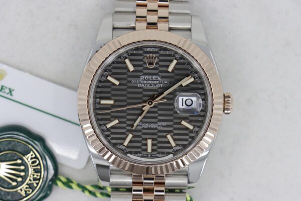 Rolex Datejust 41 126331 Black Motif Dial