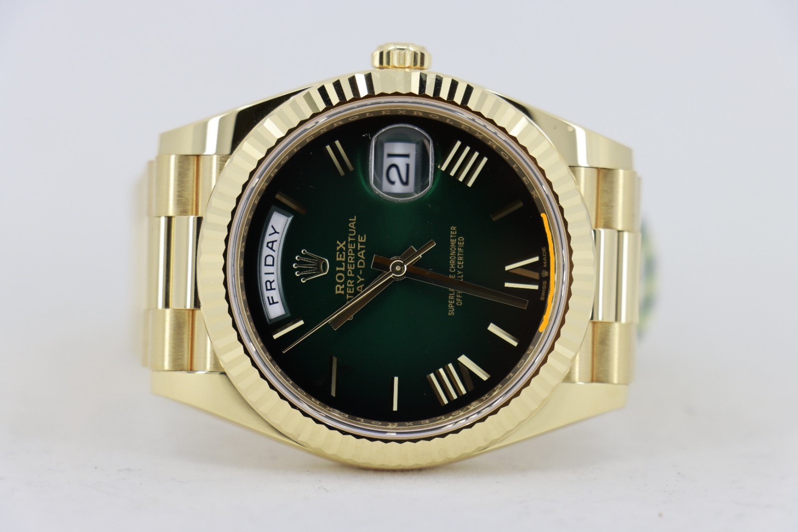 Rolex Day-Date 40 228238