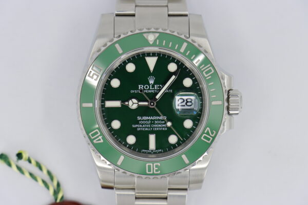 Rolex Submariner 116610LV Hulk Green