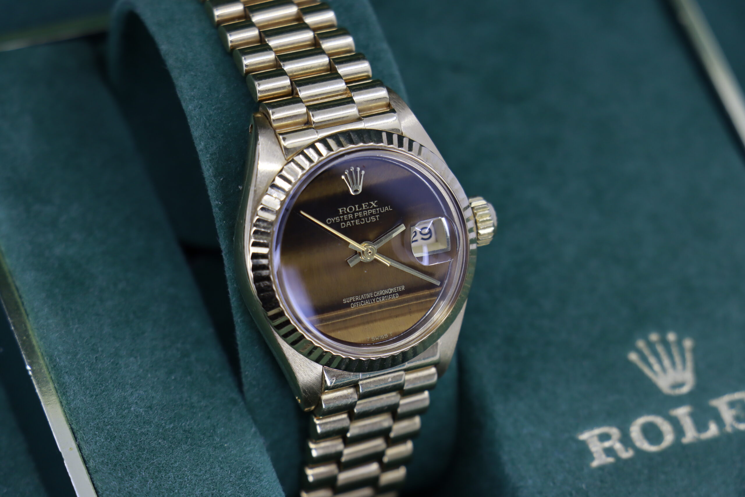 Rolex Lady-Datejust 6917 Tiger Eye Dial President 18K Original Papers Circa 1975 - Image 10